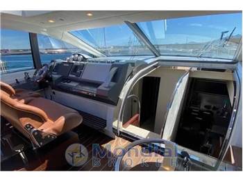 AZIMUT 68S