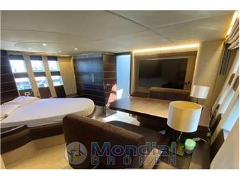 AZIMUT 68S