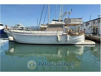 MENORQUIN Yacht 180