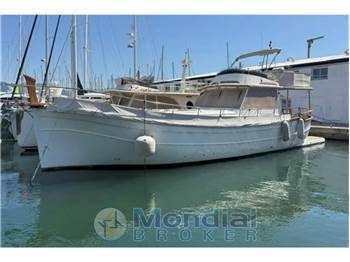 MENORQUIN Yacht 180