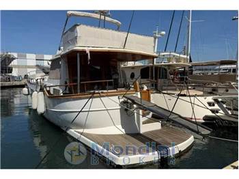 MENORQUIN Yacht 180