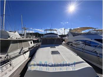 MENORQUIN Yacht 180