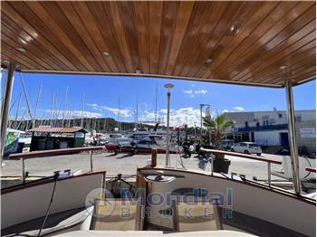 MENORQUIN Yacht 180