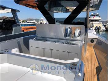 REALE YACHTS Heritage 40