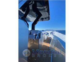 REALE YACHTS Heritage 40