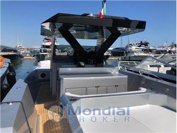 REALE YACHTS Heritage 40
