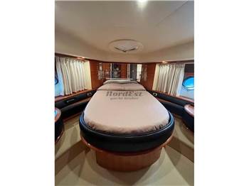 Azimut 62 Fly