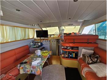 Ferretti 36 Fly