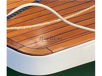 Ferretti 36 Fly