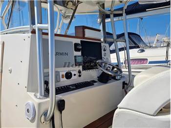 AL Custom 30 WA Walkaround