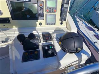 Ferretti 430