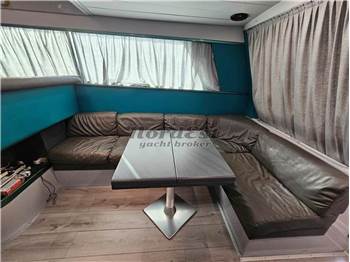 Ferretti 39