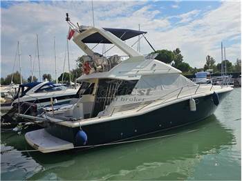 Uniesse 40 Fly