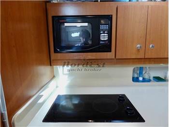 WellCraft 360 Coastal