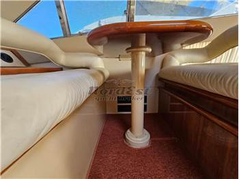 Ferretti 46