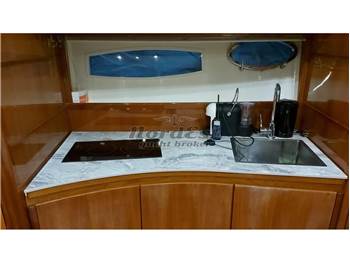 Pershing 50 HT hard top (Arneson)