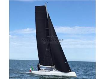 De Cesari Day Sailer D950