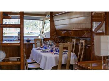 Ferretti 72