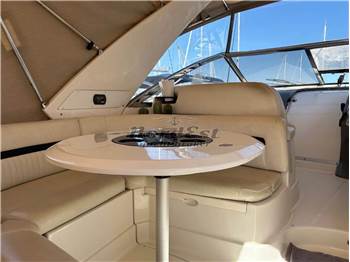 Monterey 375 Sport Yacht