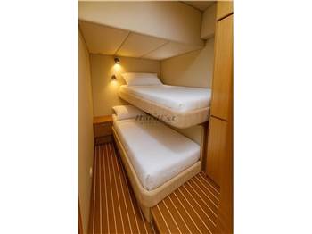 Rodman 44 fly - IPS 500