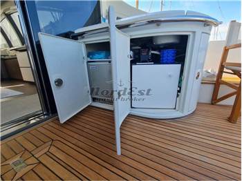 Azimut 62S