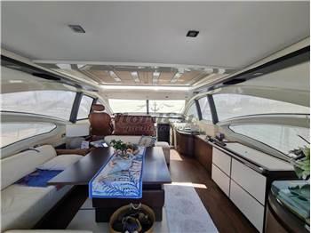 Azimut 62S