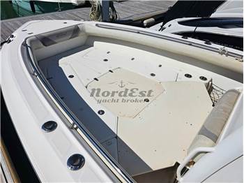 Boston Whaler 280 Outrage 28