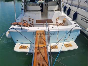 WellCraft 360 Coastal