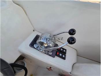 Sessa Marine Islamorada 32