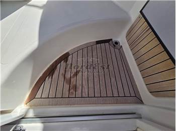 Sessa Marine Islamorada 32