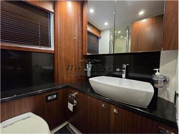 Sunseeker Manhattan 70