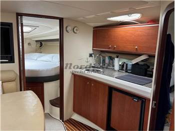 Monterey 375 Sport Yacht