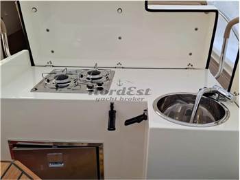 Nuova Jolly Prince 33 Sport Cabin