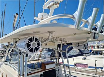 AL Custom 30 WA Walkaround