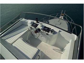Nautica Po Sea World 34 Fly