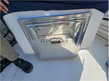Boston Whaler 240 Outrage