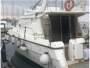 Azimut 37 Fly