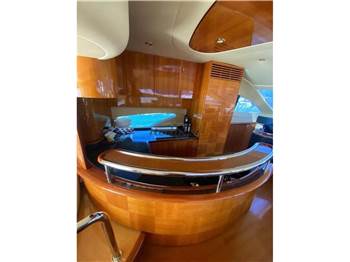 Azimut 62 Fly