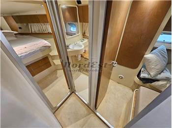 Ferretti 39