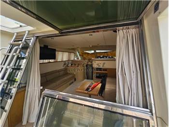 Ferretti 39