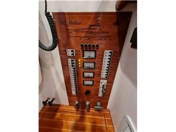 Cantieri Estensi Goldstar 360 Fly