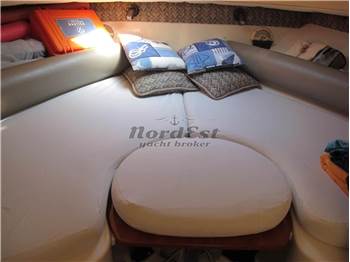 Edge Water 265 Express