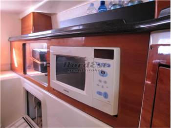 Edge Water 265 Express