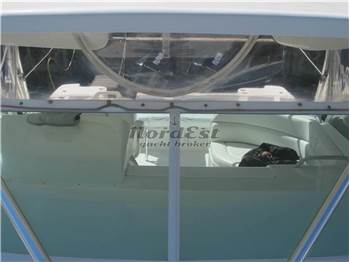 Edge Water 265 Express