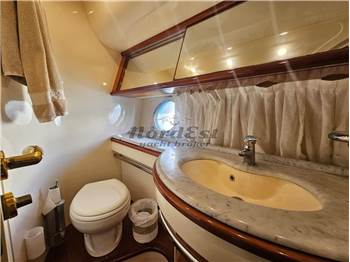Azimut 62 Fly