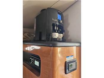 Chaparral Signature 270 (Volvo Penta D4 300)