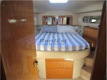 Sea Ray 400 Sedan Bridge