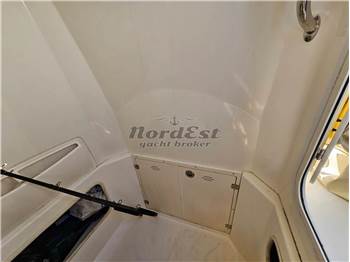 Boston Whaler 280 Outrage 28