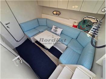 Pershing 33