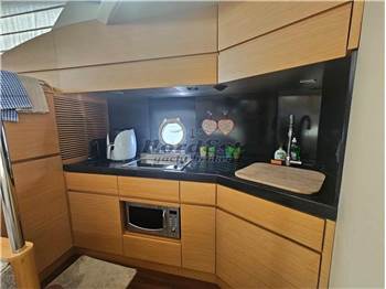 Azimut 43 Fly